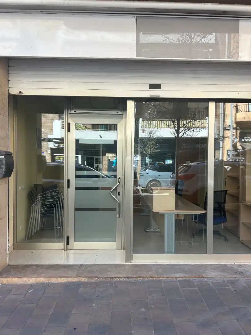 Local comercial en alquiler en Centre, imagen 3