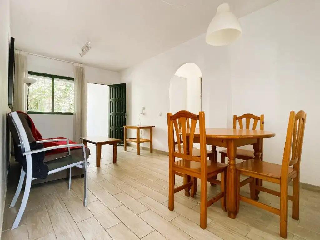 Menjador de Apartament en venda en Vera amb Jardí privat, Terrassa i Moblat