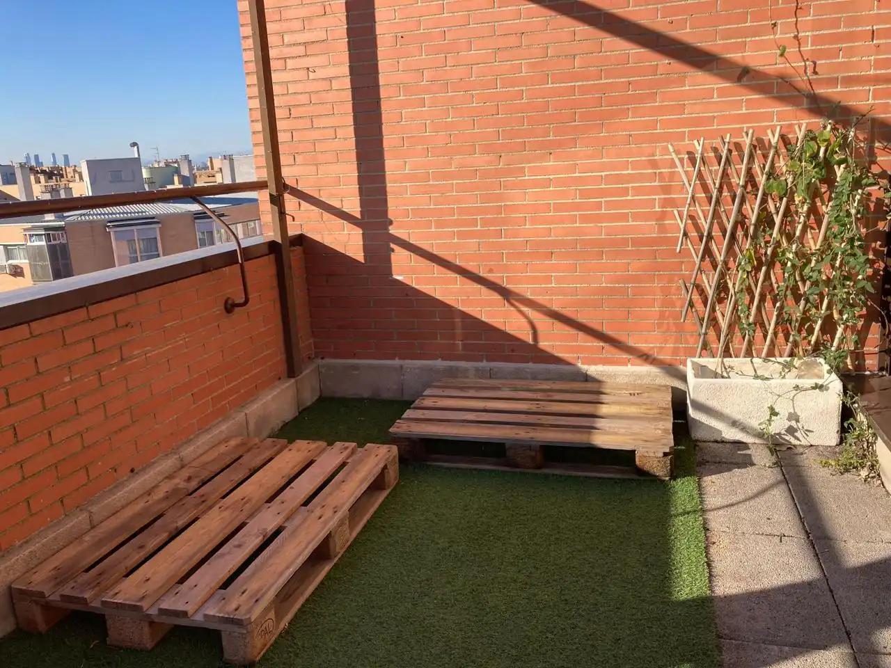 Terrace of Flat for rent in Madrid  with Air Conditioner, Heating and Parquet flooring