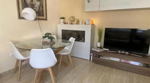 Foto 2 de Apartamento en venta en Carrer 9 D'octubre, Zona Papa Luna - Platja del Gurugú, Castellón