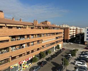 Vista exterior de Àtic de lloguer en  Córdoba Capital amb Aire condicionat, Calefacció i Parquet