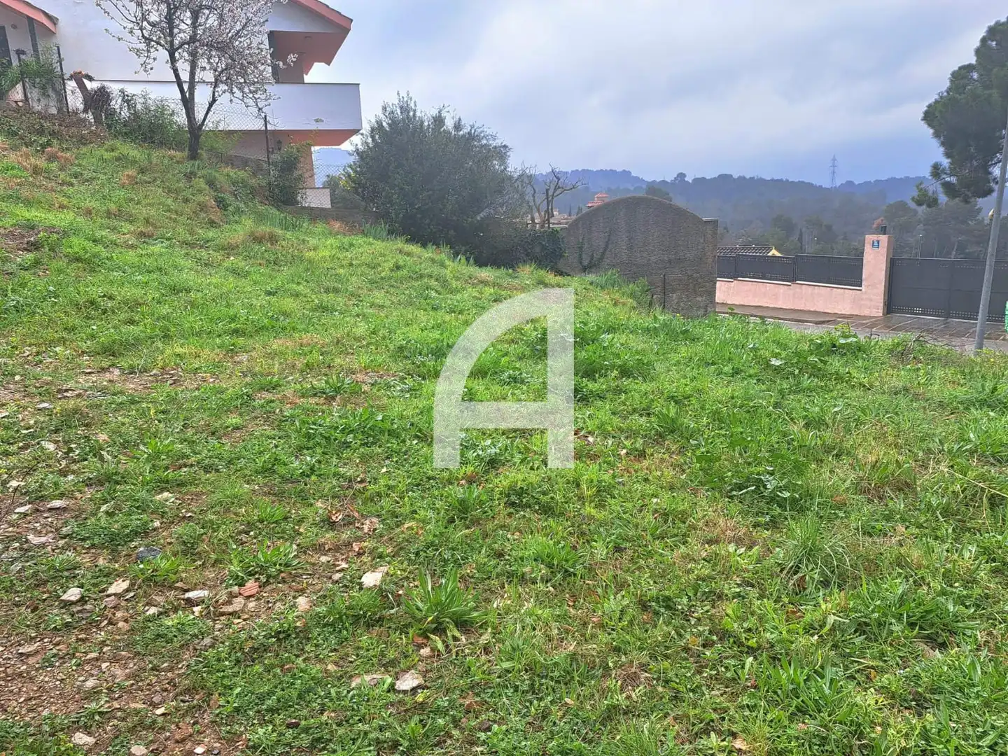 Grundstücke zum Verkauf in Canigo, Molins de Rei