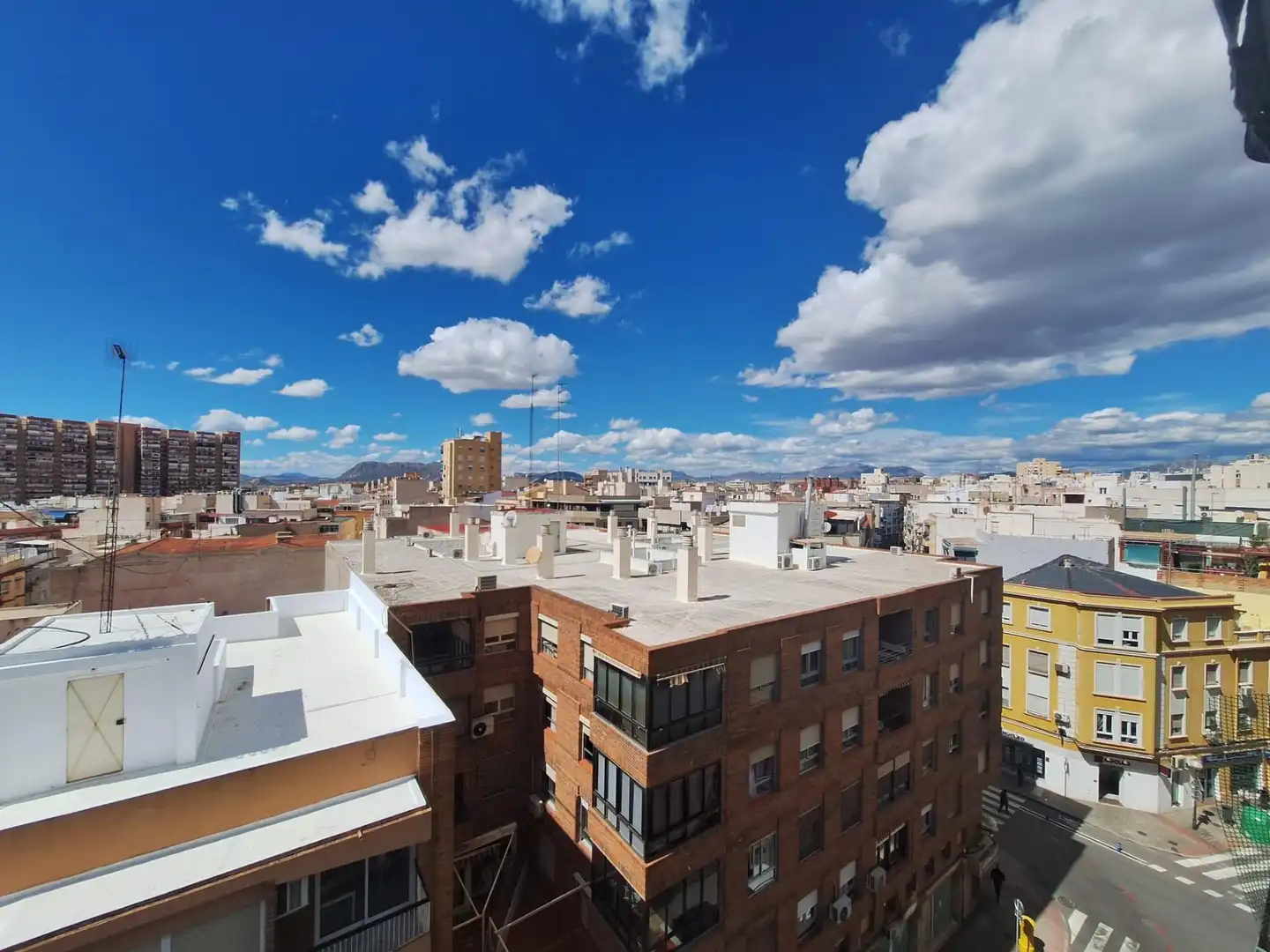 Piso con terraza en venta en Calle PINTOR GISBERT, imagen 9