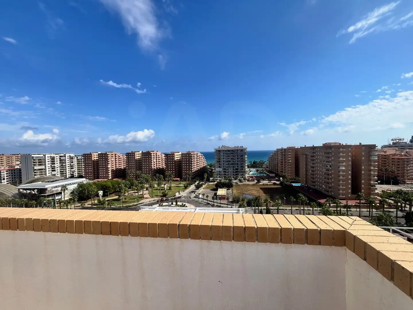 Vista exterior de Pis en venda en Oropesa del Mar / Orpesa amb Aire condicionat, Calefacció i Terrassa