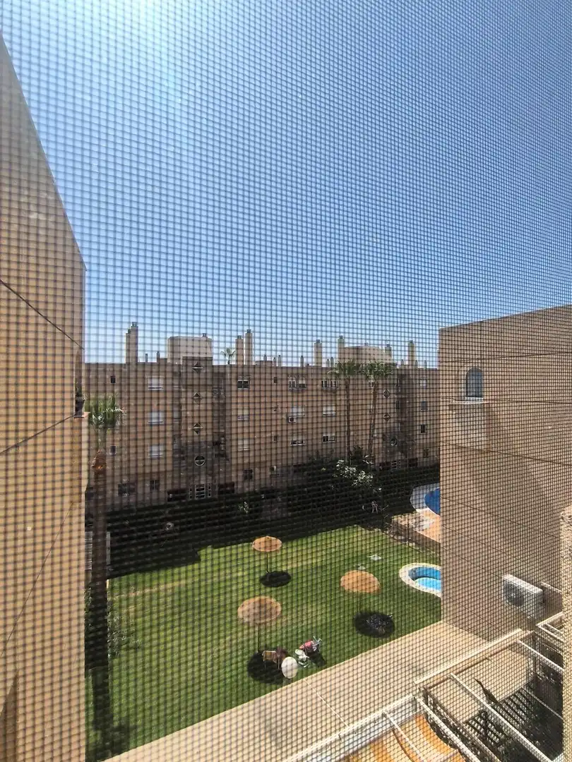 Außenansicht von Wohnung zur Miete in Málaga mit Klimaanlage, Privatgarten und Terrasse