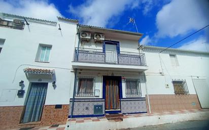 Vista exterior de Casa o xalet en venda en Chimeneas amb Balcó