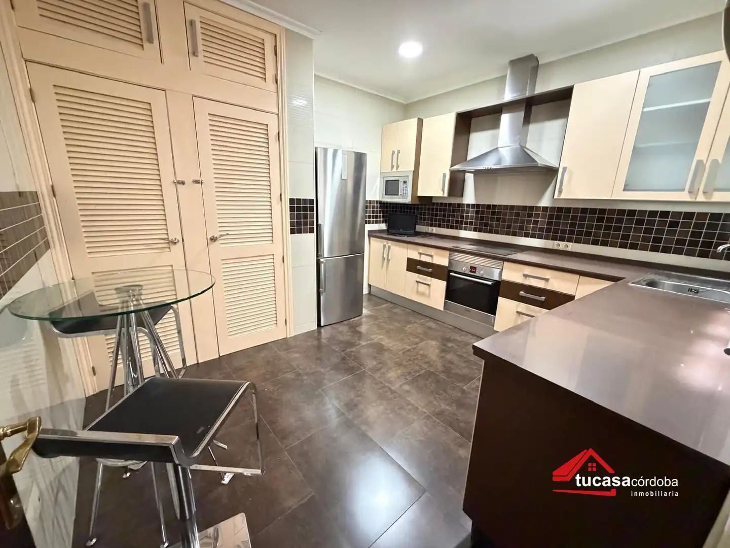 Cocina de Piso en venta en Córdoba con Terraza, Trastero y Amueblado