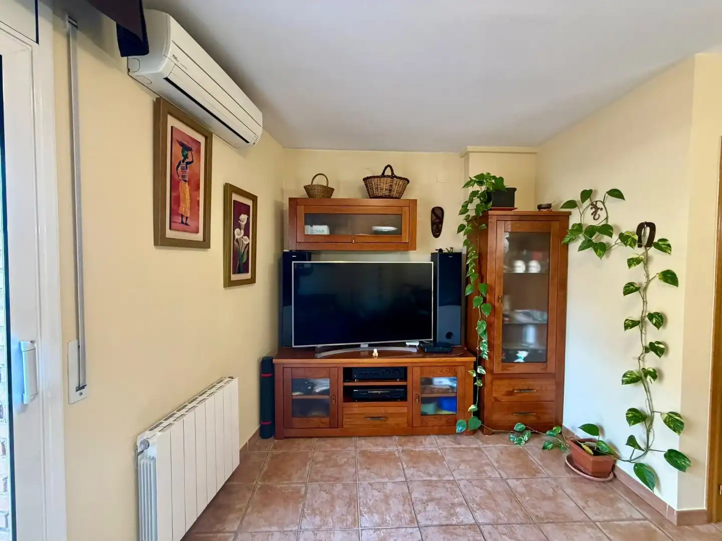 Sala de estar de Ático en venta en Castellet i la Gornal con Aire acondicionado, Calefacción y Terraza
