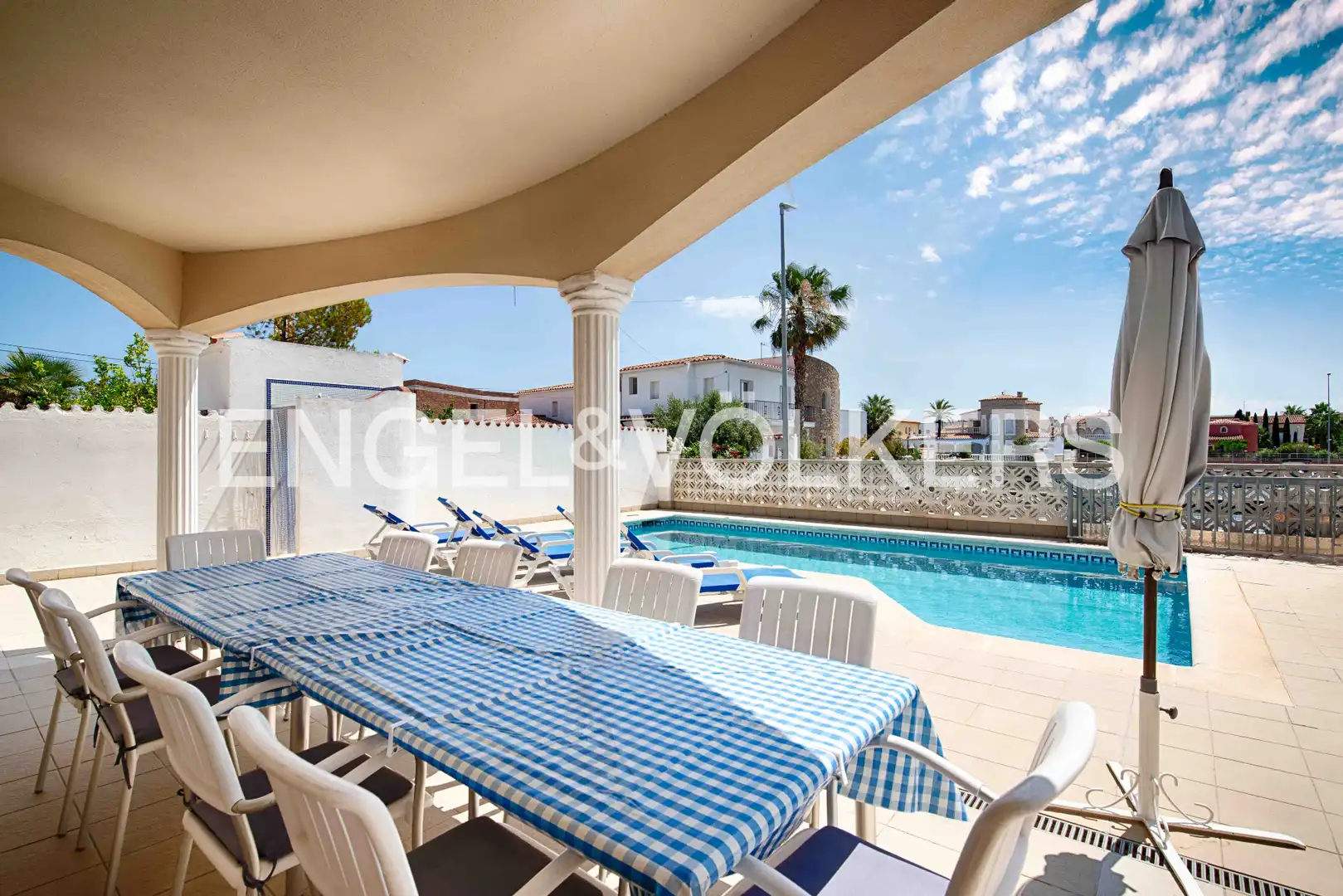 Casa con piscina en venta en Carrer Pení, imagen 8