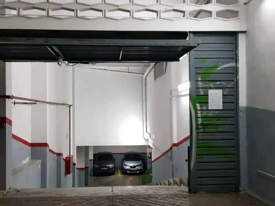 Parking de Garaje en venta en L'Hospitalet de Llobregat