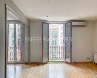 Dormitori de Apartament en venda en  Barcelona Capital amb Aire condicionat, Calefacció i Parquet