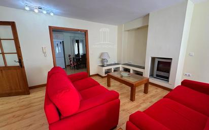 Sala d'estar de Casa o xalet en venda en Vejer de la Frontera amb Calefacció