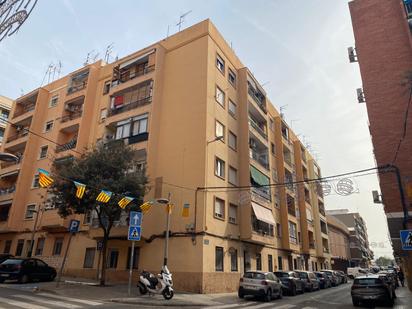 Exterior view of Flat for sale in Paterna  with Balcony