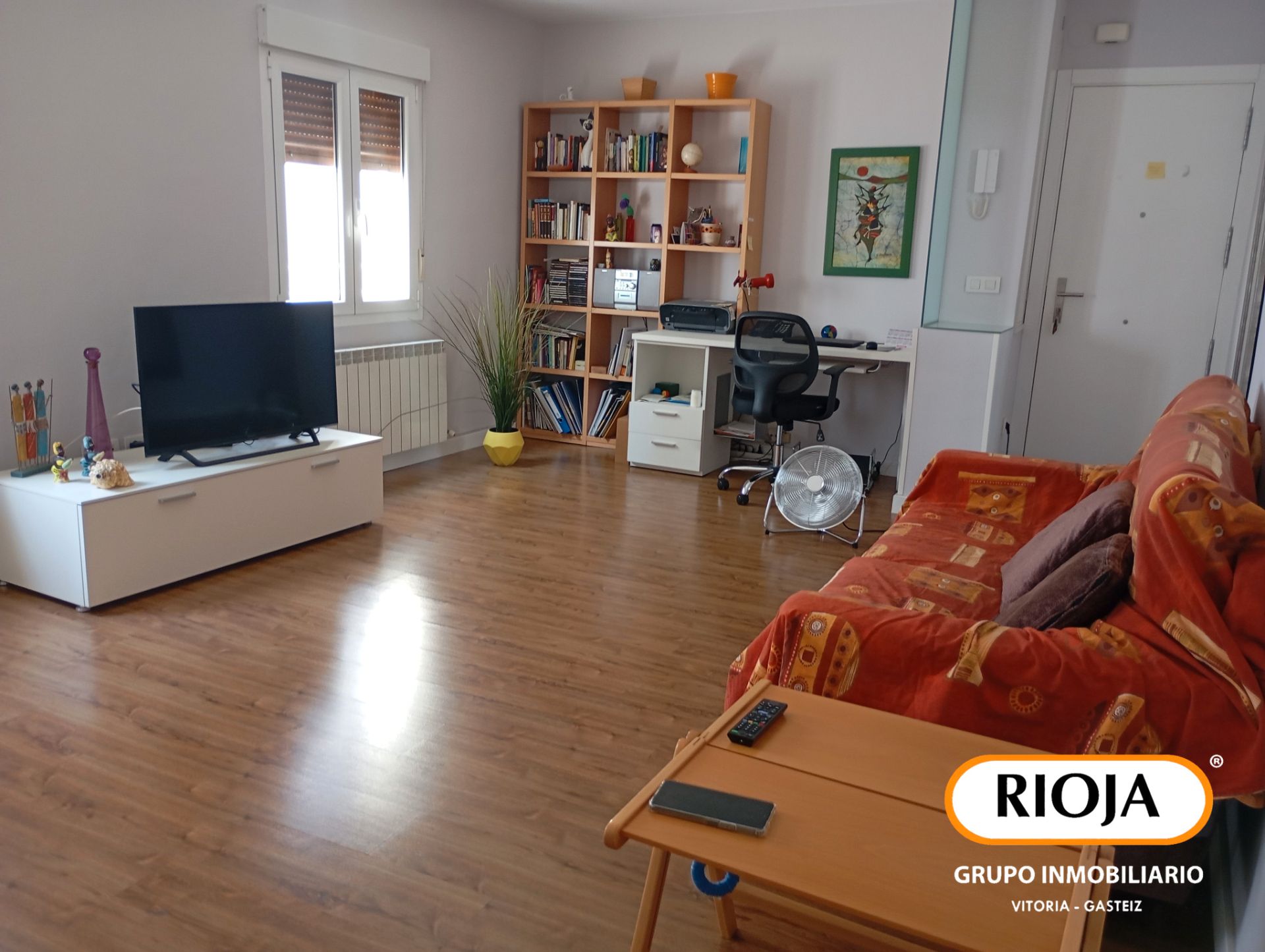 Living room of Flat for sale in Vitoria - Gasteiz  with Heating, Storage room and Furnished
