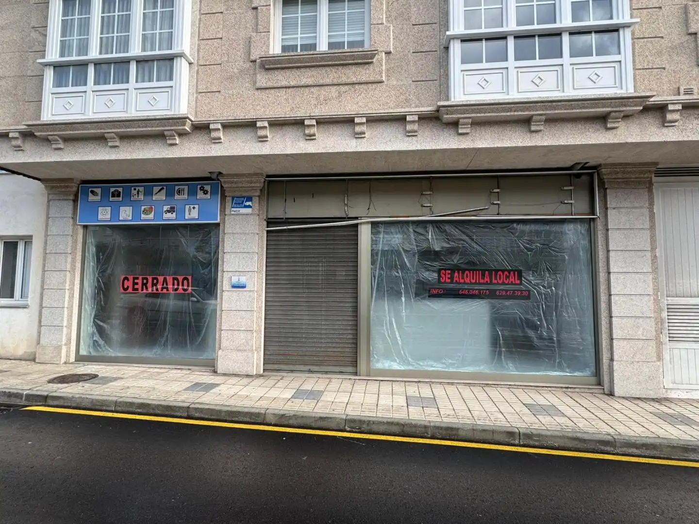 Local de alquiler en Burela con Parquet, Terraza y Amueblado