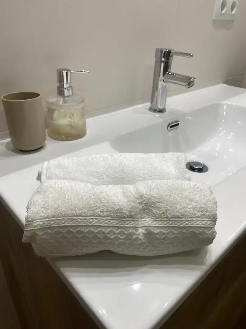 Badezimmer von Wohnung zur Miete in Vila-seca mit Klimaanlage und Balkon