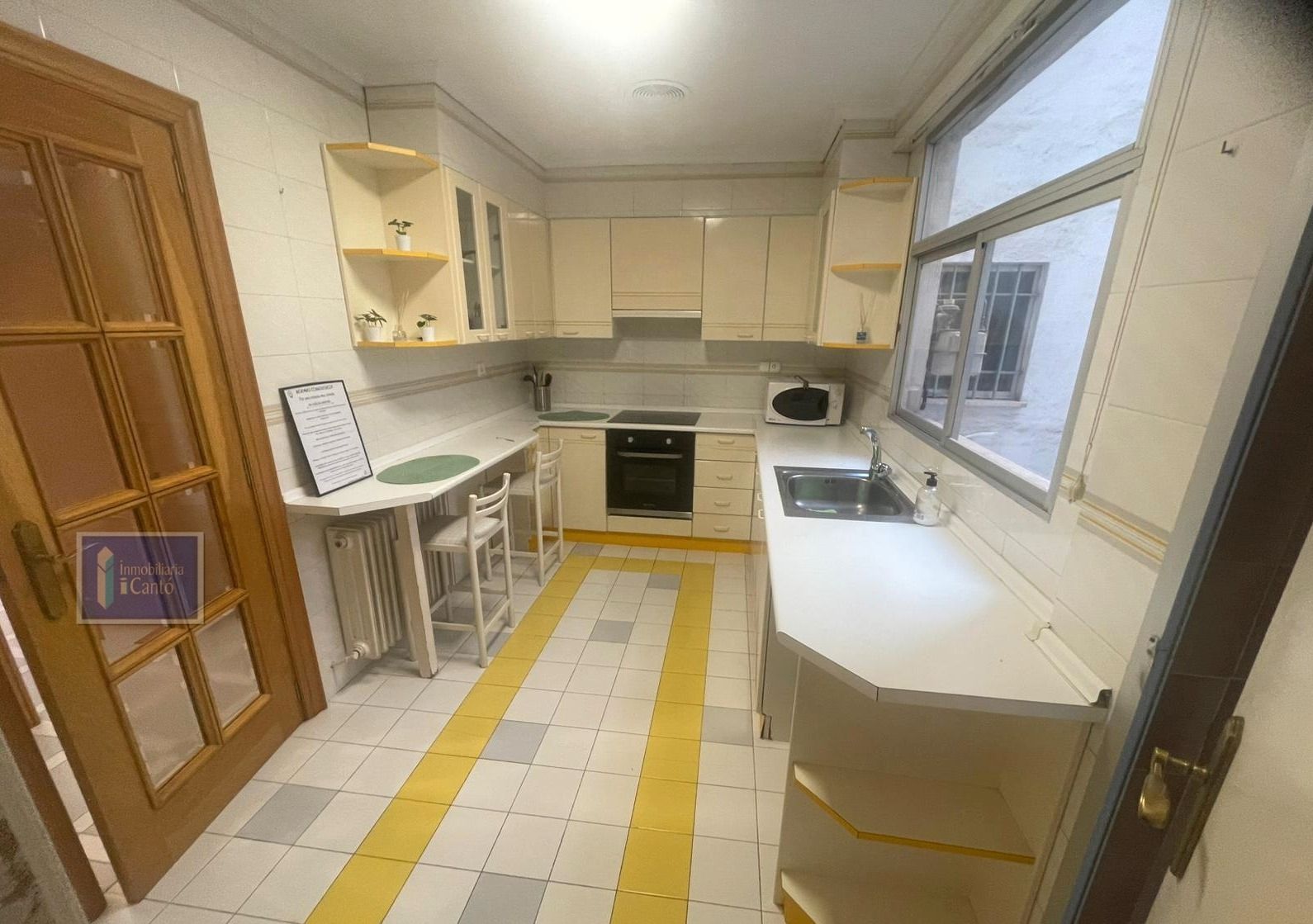 Kitchen of Flat for sale in Alcoy / Alcoi  with Heating, Storage room and Balcony