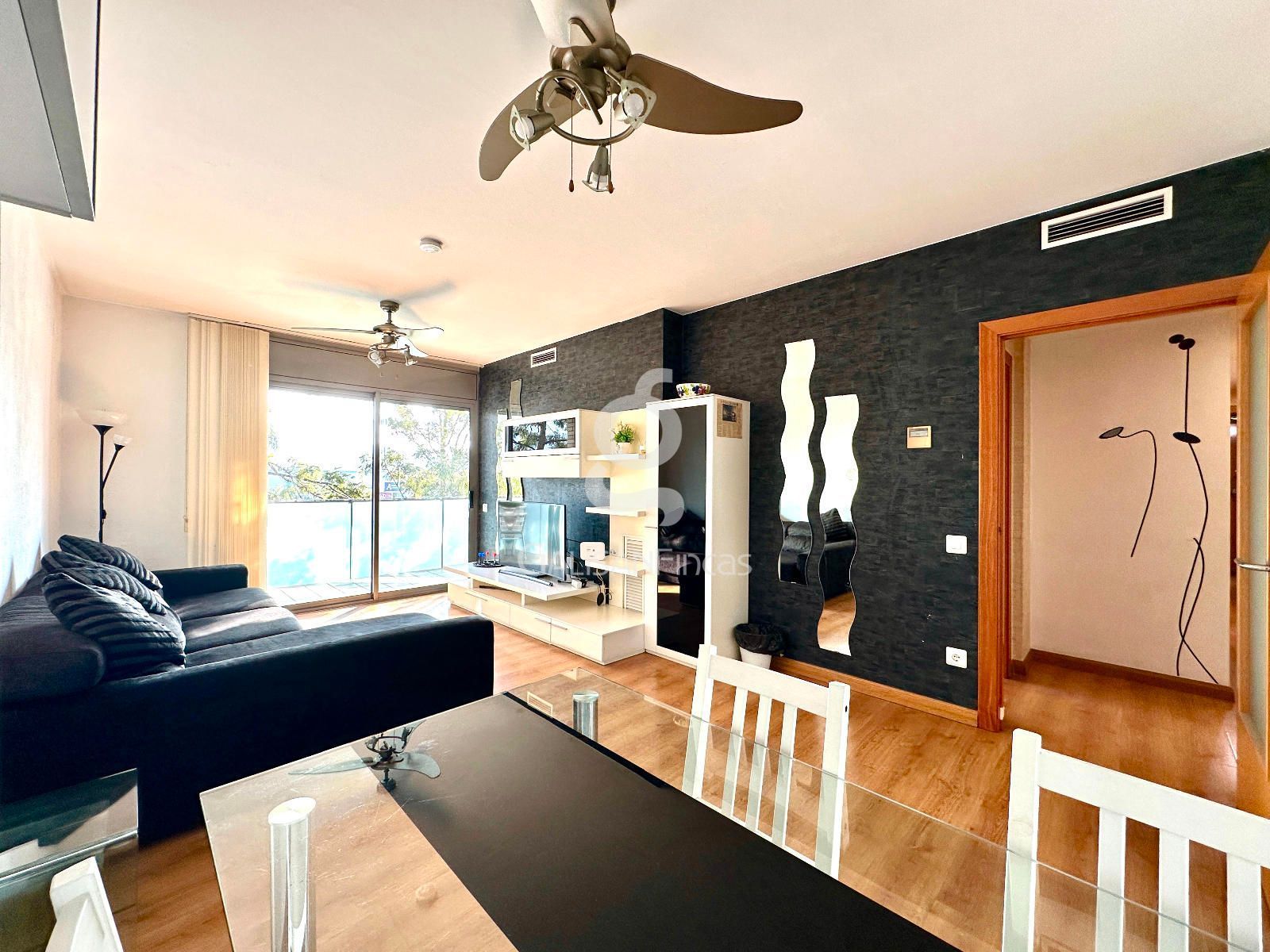 Sala d'estar de Pis en venda en Montcada i Reixac amb Aire condicionat, Calefacció i Parquet