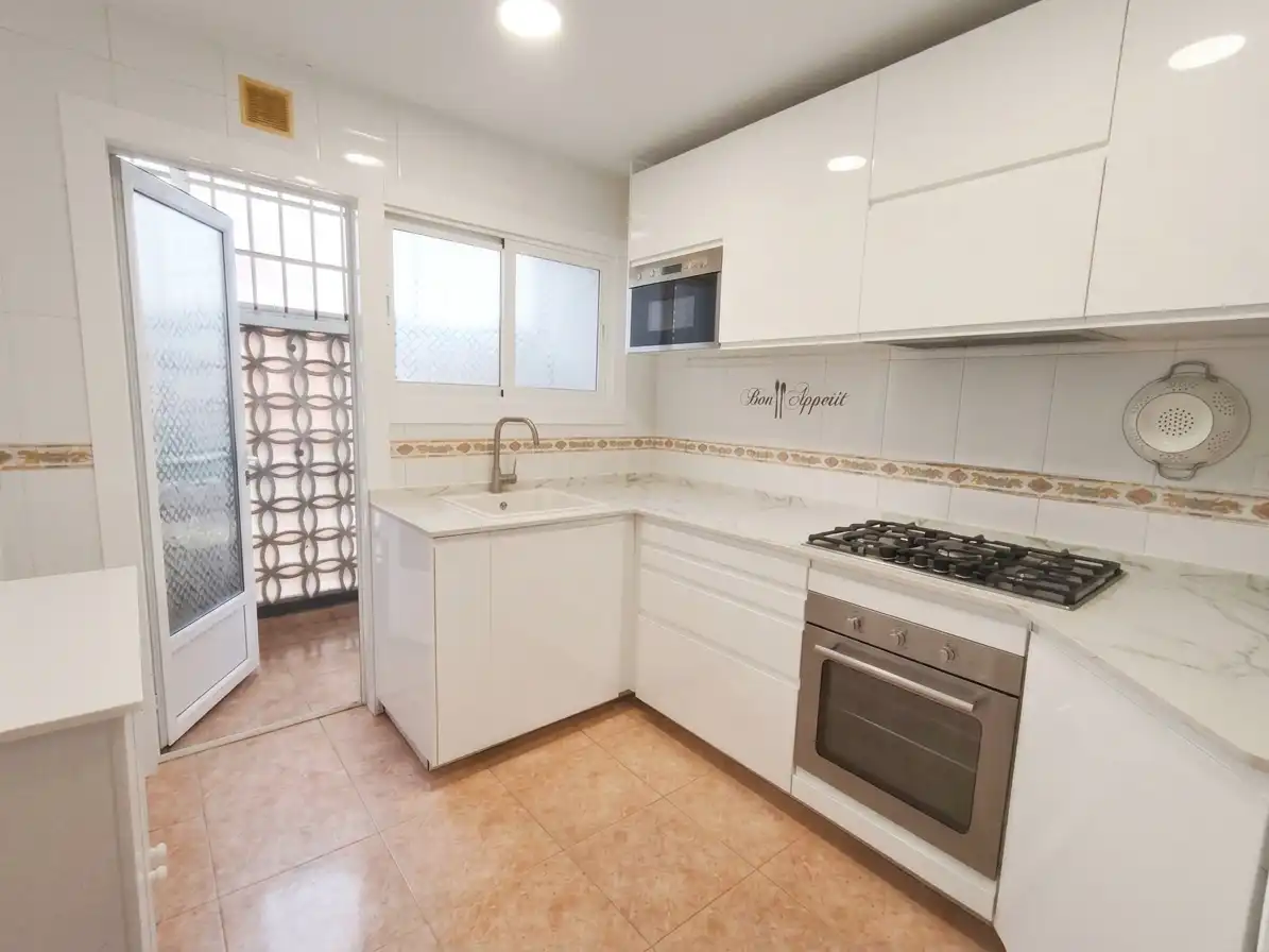 Cocina de Piso en venta en Calella con Aire acondicionado, Calefacción y Terraza