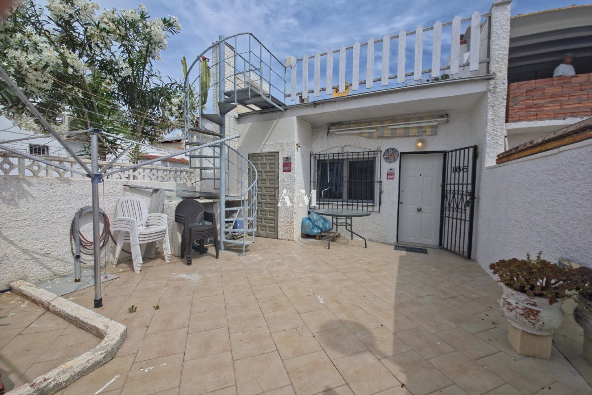 Exterior view of Planta baja to rent in Torrevieja  with Air Conditioner, Heating and Terrace