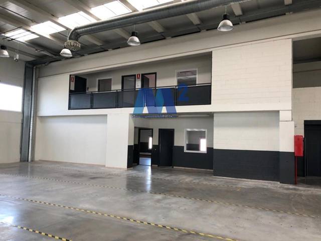 Nave industrial en Alquiler en Avda. Cataluña