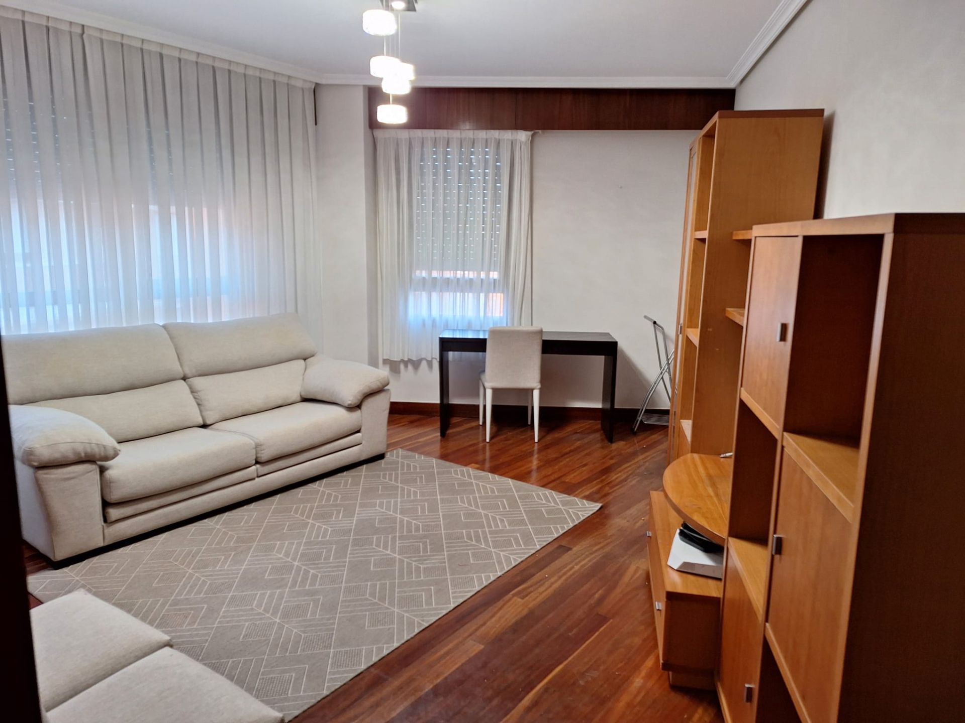 Living room of Flat for rent in Bilbao   with Heating, Furnished and Oven