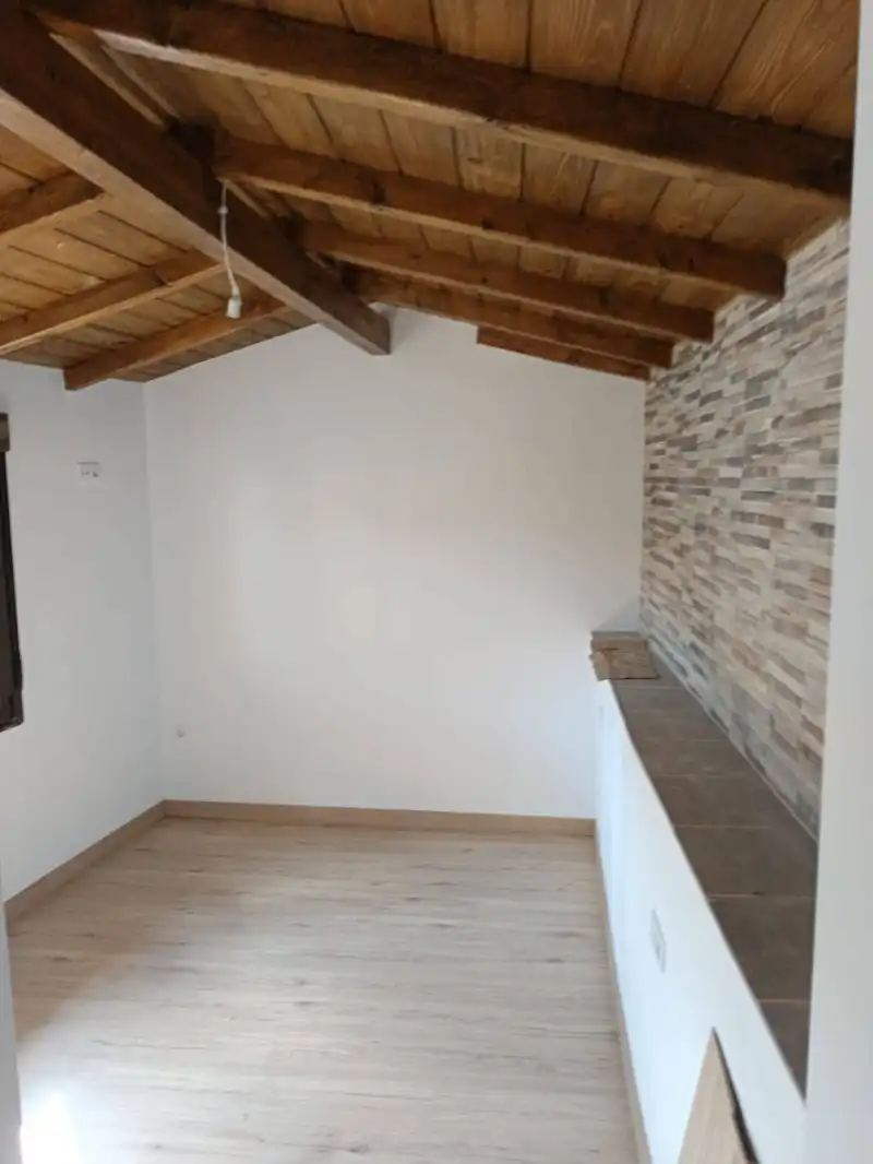 Houses for sale in Caminomorisco  with Heating