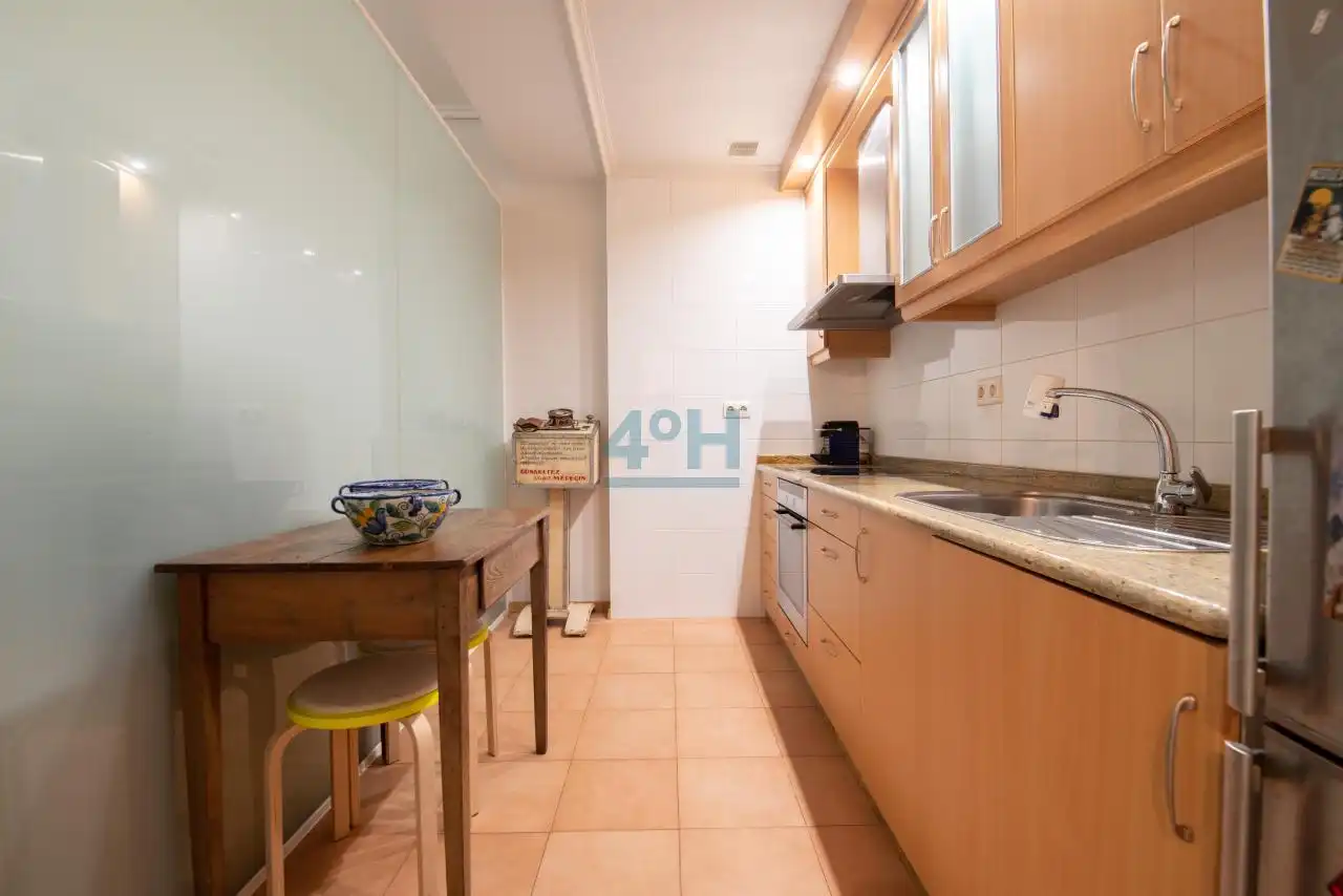 Kitchen of Apartments for rent in Ourense Capital   with Heating, Furnished and Balcony