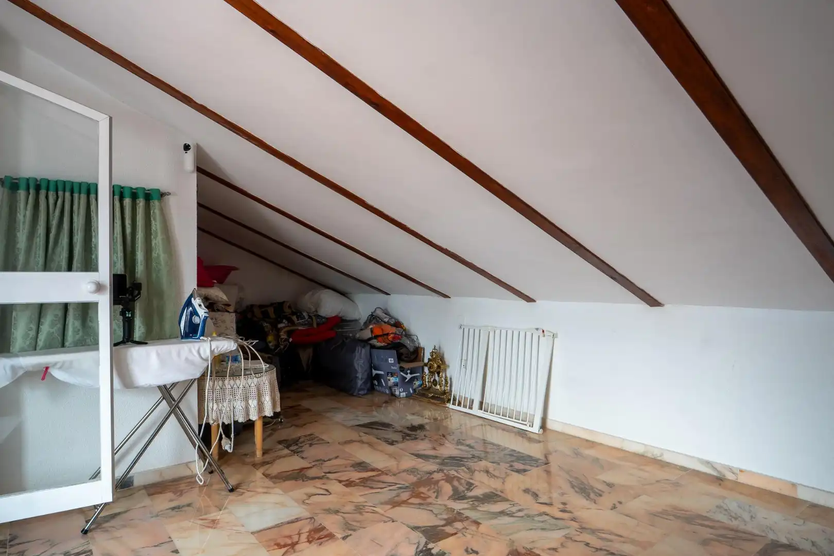 Detached homes for sale in Córdoba  with Private garden, Terrace and Storage room