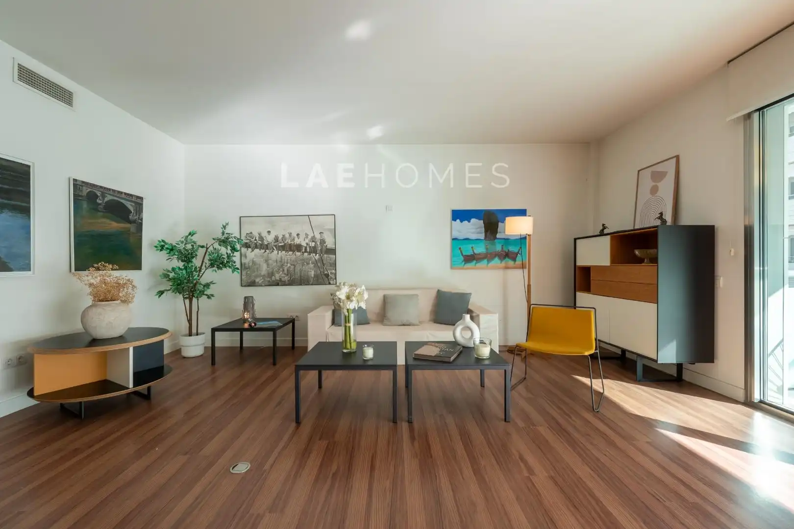 Sala d'estar de Apartament en venda en Marbella amb Aire condicionat, Terrassa i Traster