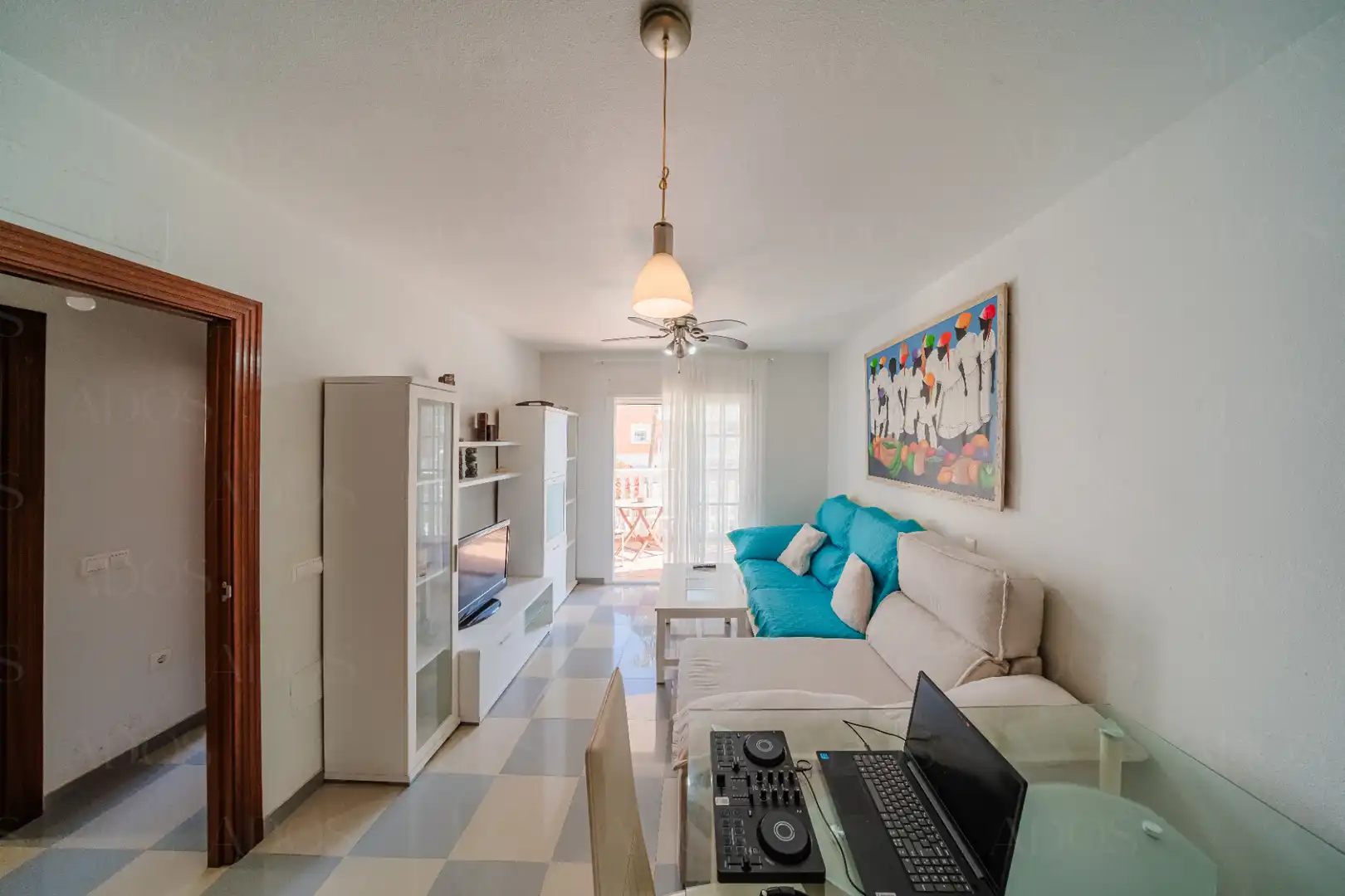 Sala de estar de Piso en venta en Roquetas de Mar con Aire acondicionado, Terraza y Amueblado