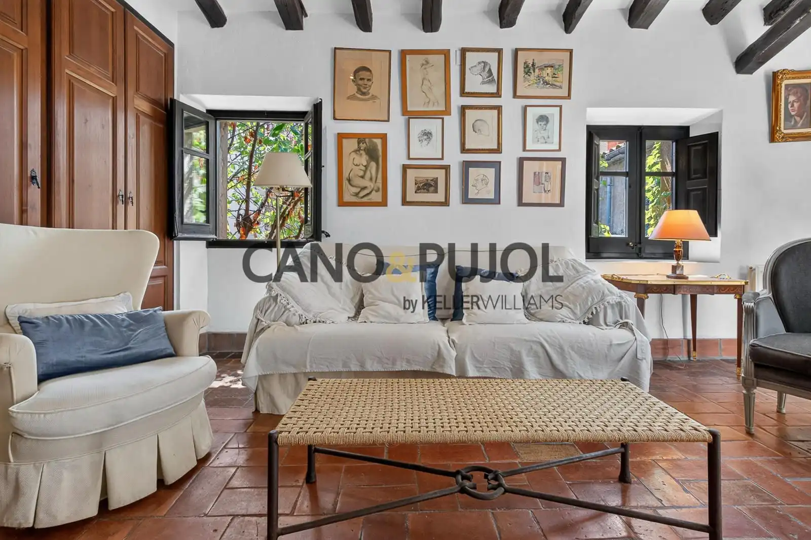 Sala d'estar de Casa o xalet en venda en Vilamalla amb Aire condicionat, Calefacció i Moblat