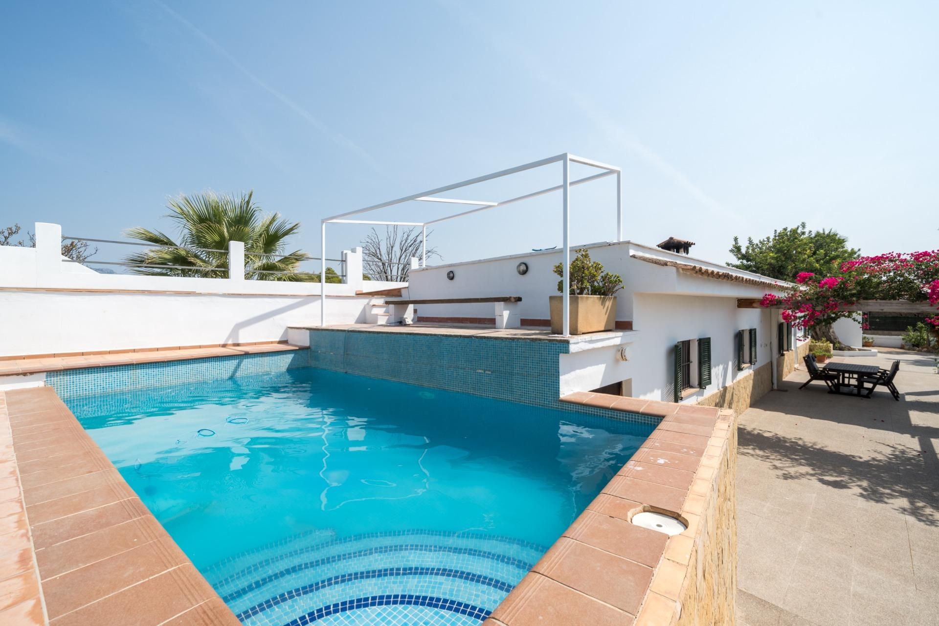 Swimming pool of House or chalet for sale in Marratxí  with Air Conditioner, Heating and Private garden
