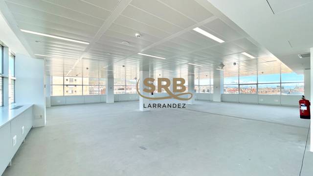 Oficina en Alquiler en Avinguda Diagonal en Pedralbes