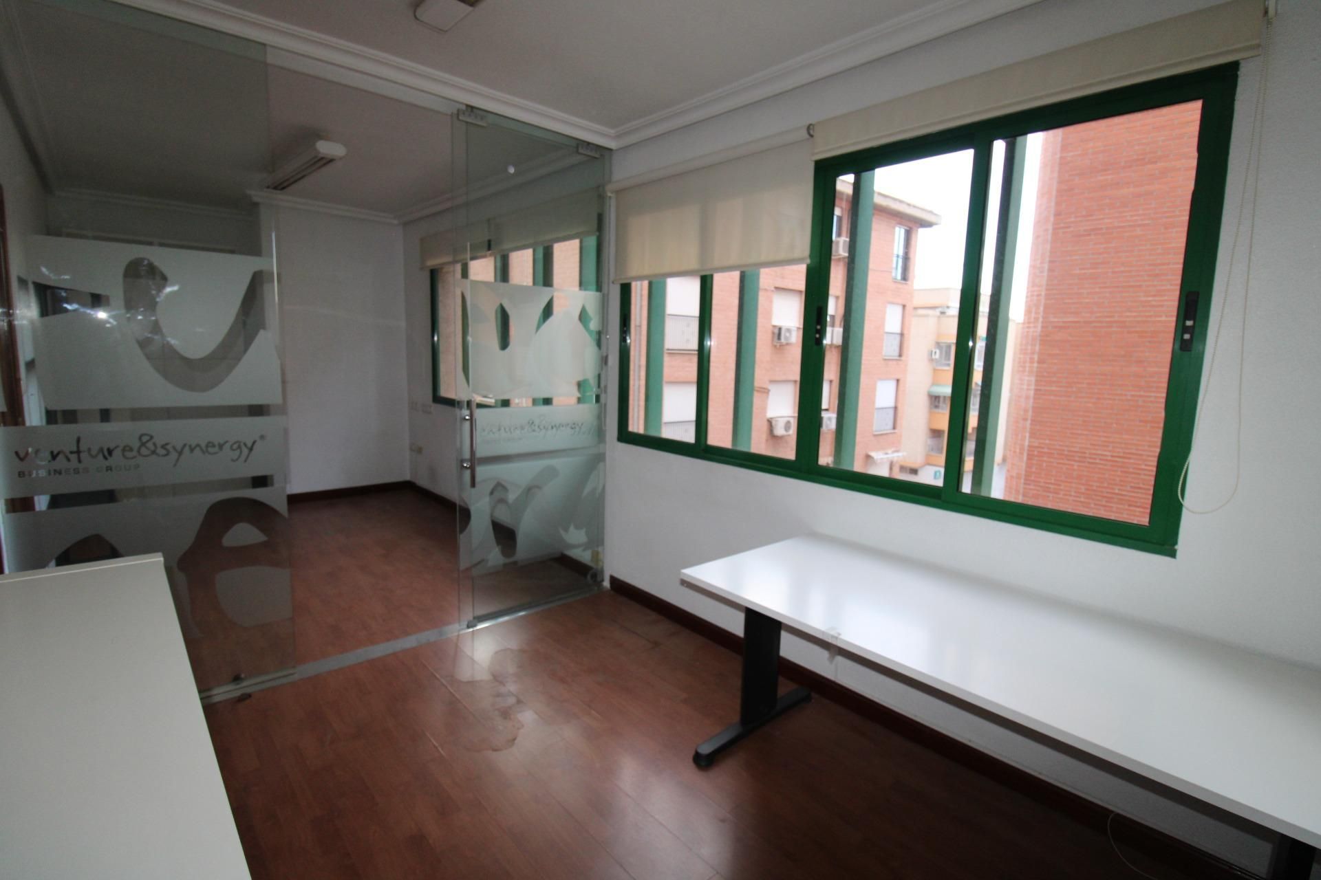 Office for sale in Fátima - El Panderón