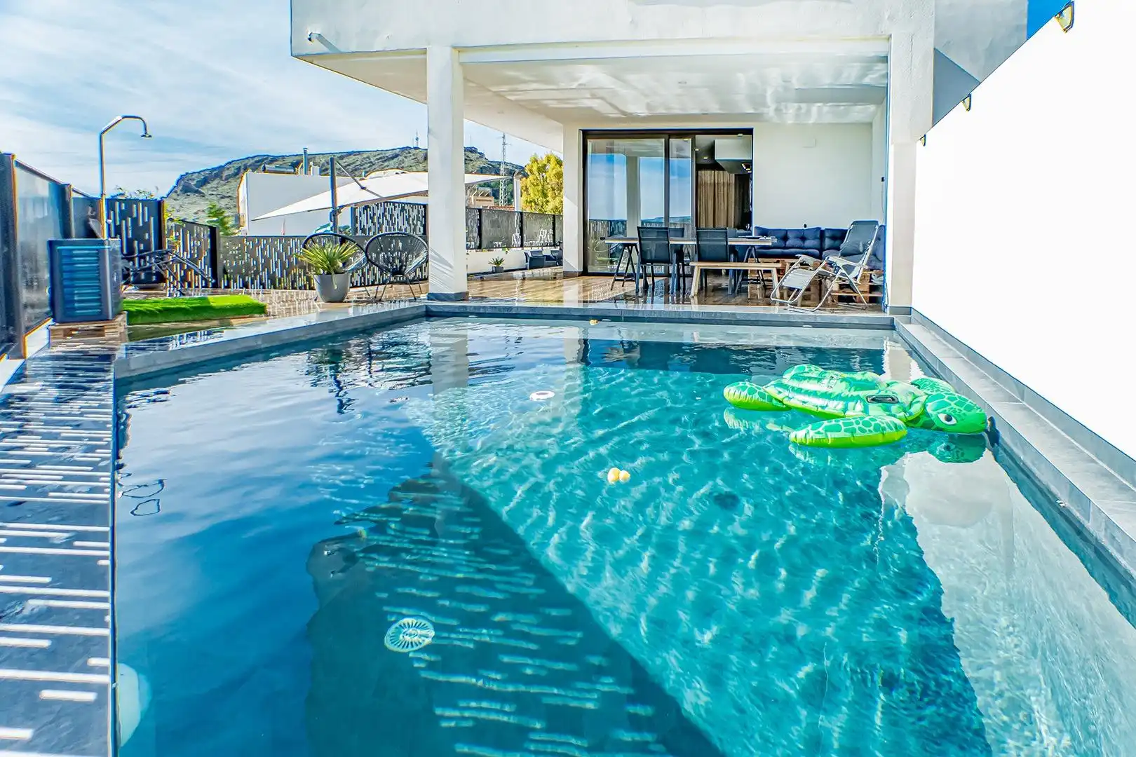 Piscina de Casa o xalet en venda en Felix amb Jardí privat, Piscina i Balcó