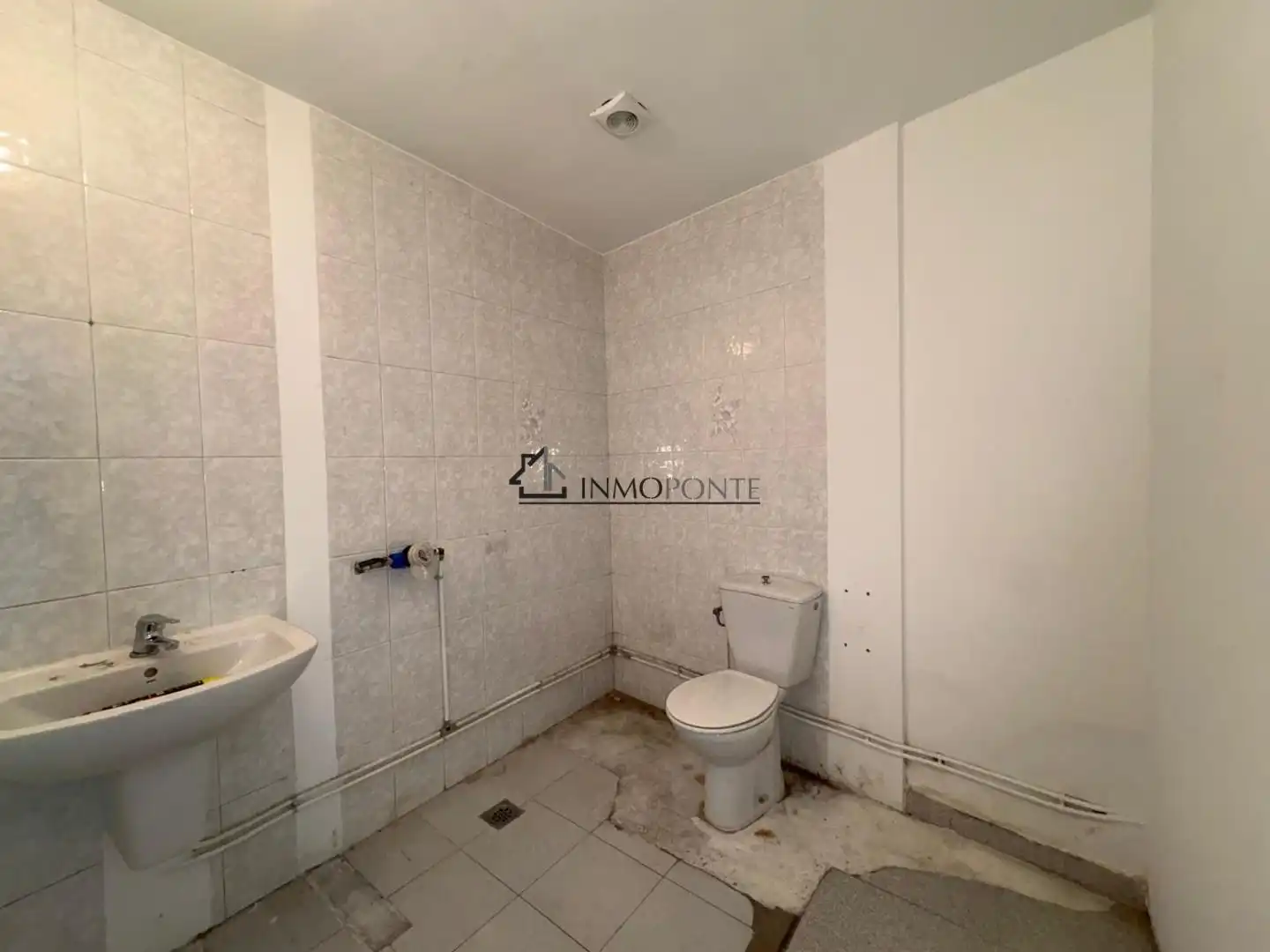 Local comercial de lloguer a Zona de Plaza de Barcelos, imagen 17