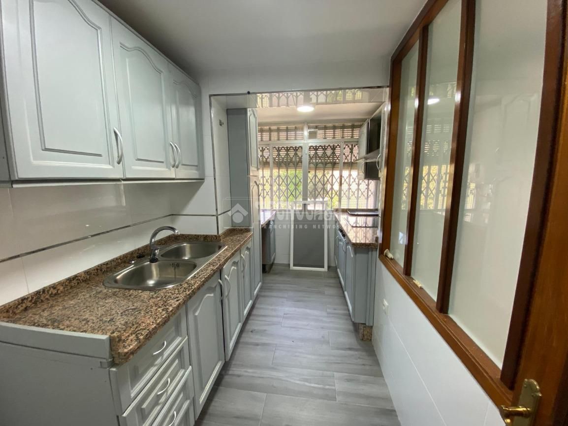 Kitchen of Flat for sale in  Córdoba Capital
