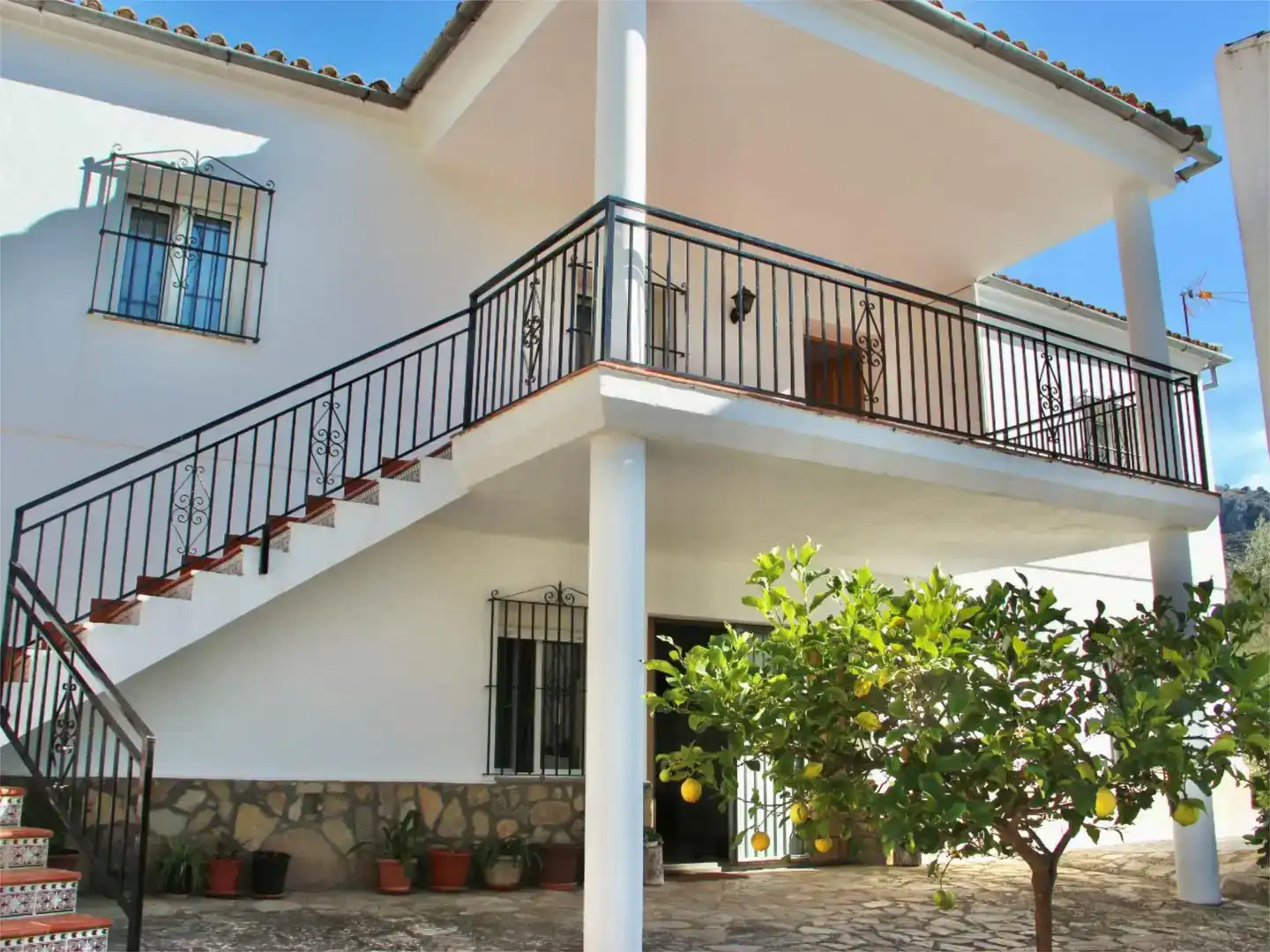 Piso en venta en Benaocaz con Jardín privado, Trastero y Piscina