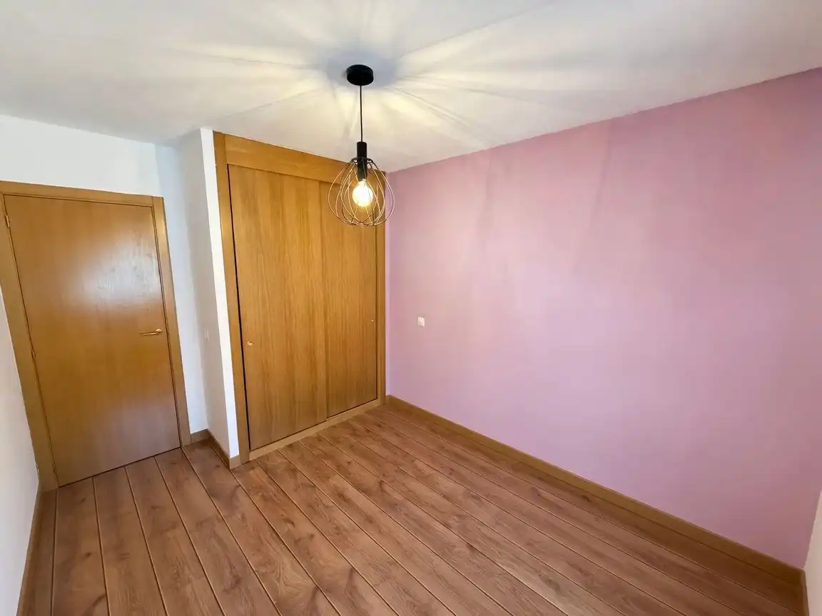 Dormitori de Casa o xalet en venda en Tórtola de Henares amb Calefacció i Terrassa