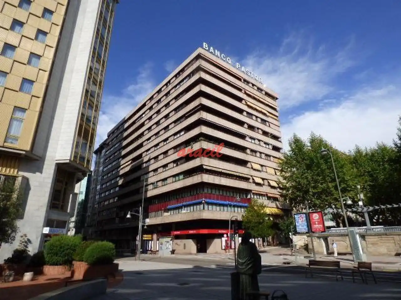 Oficina amb ascensor en venda a Centro