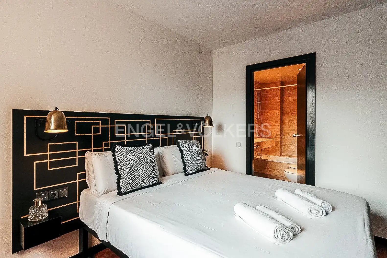 Schlafzimmer von Wohnung zum Verkauf in Barcelona mit Heizung, Parkett und Möbliert