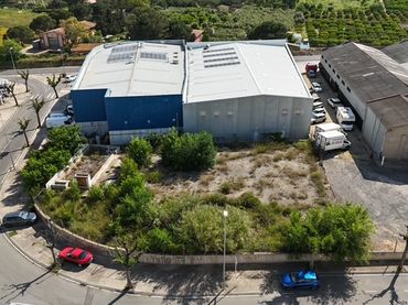 Terreno industrial en venta en LLUÍS COMPANYS I JOVER