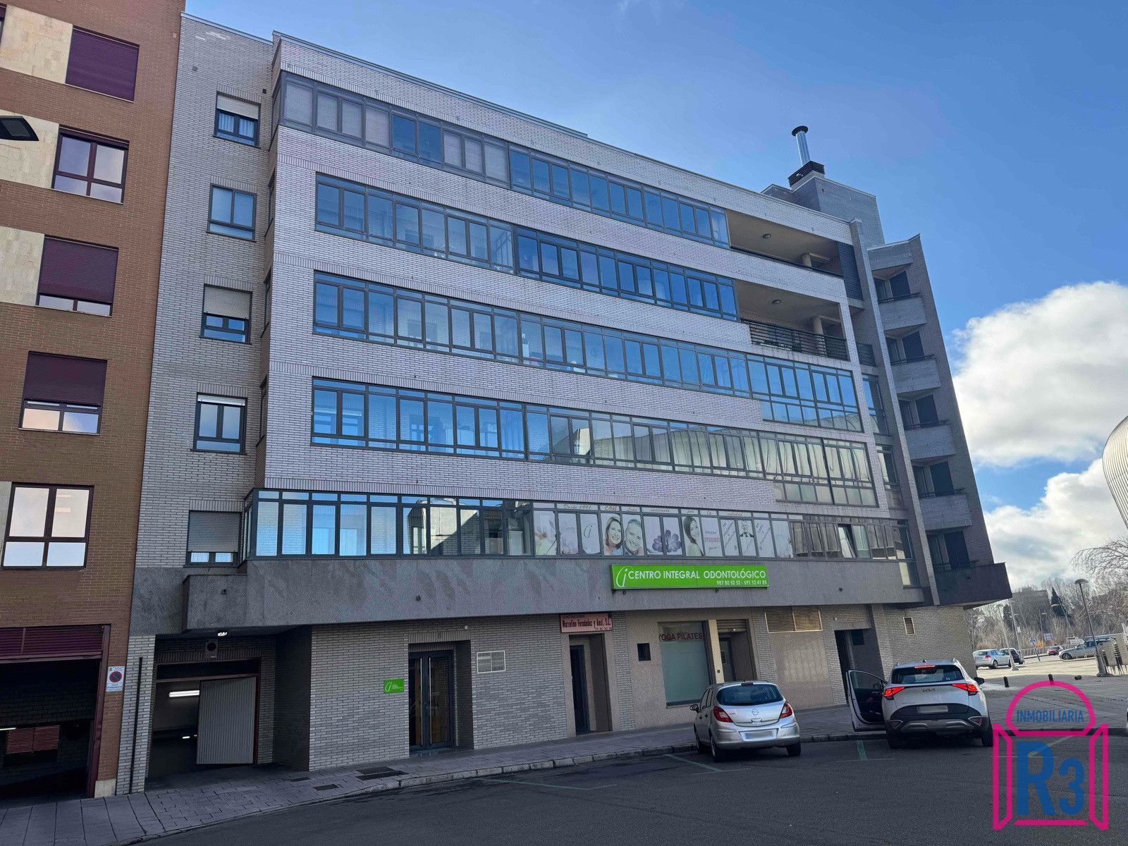 Exterior view of Flat for sale in León Capital   with Heating, Terrace and Storage room