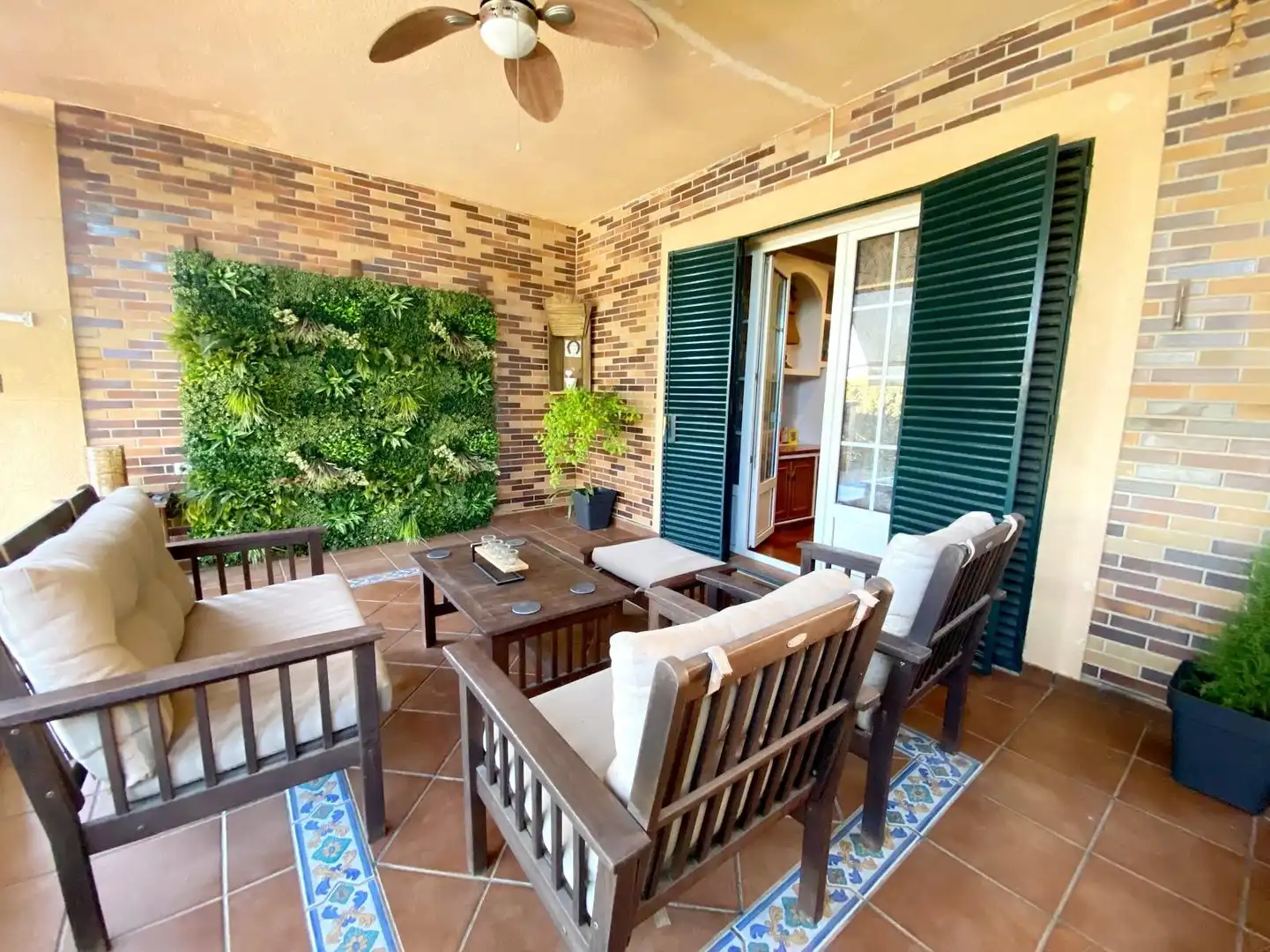 Terrassa de Casa o xalet en venda en Badajoz amb Aire condicionat, Jardí privat i Terrassa