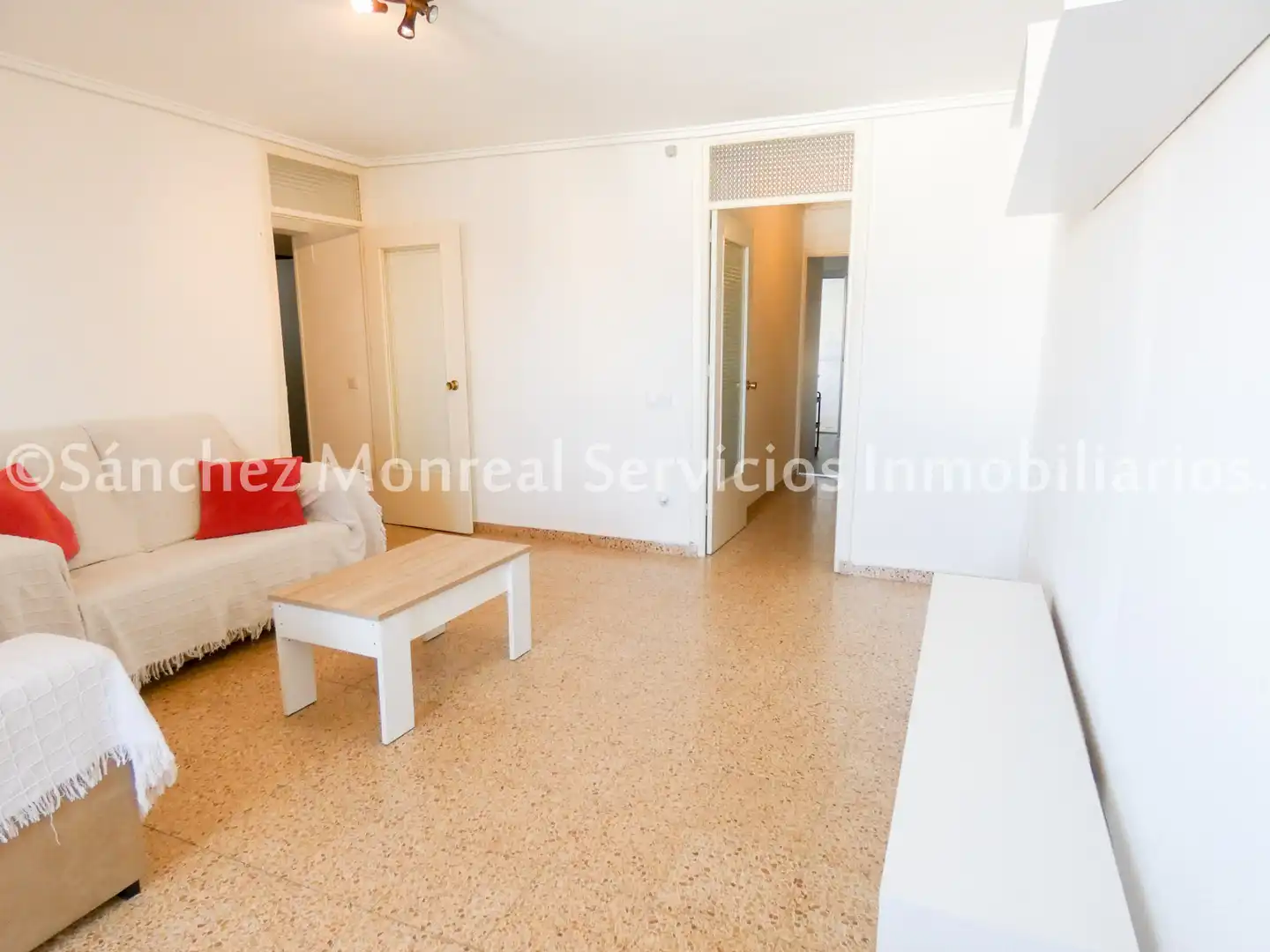 Sala de estar de Piso de alquiler en Alcázar de San Juan con Aire acondicionado, Terraza y Amueblado