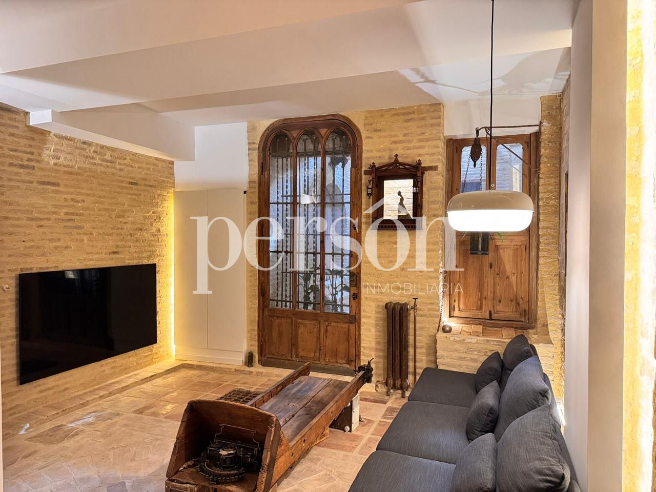 Sala d'estar de Planta baixa de lloguer en  Valencia Capital amb Aire condicionat, Terrassa i Moblat