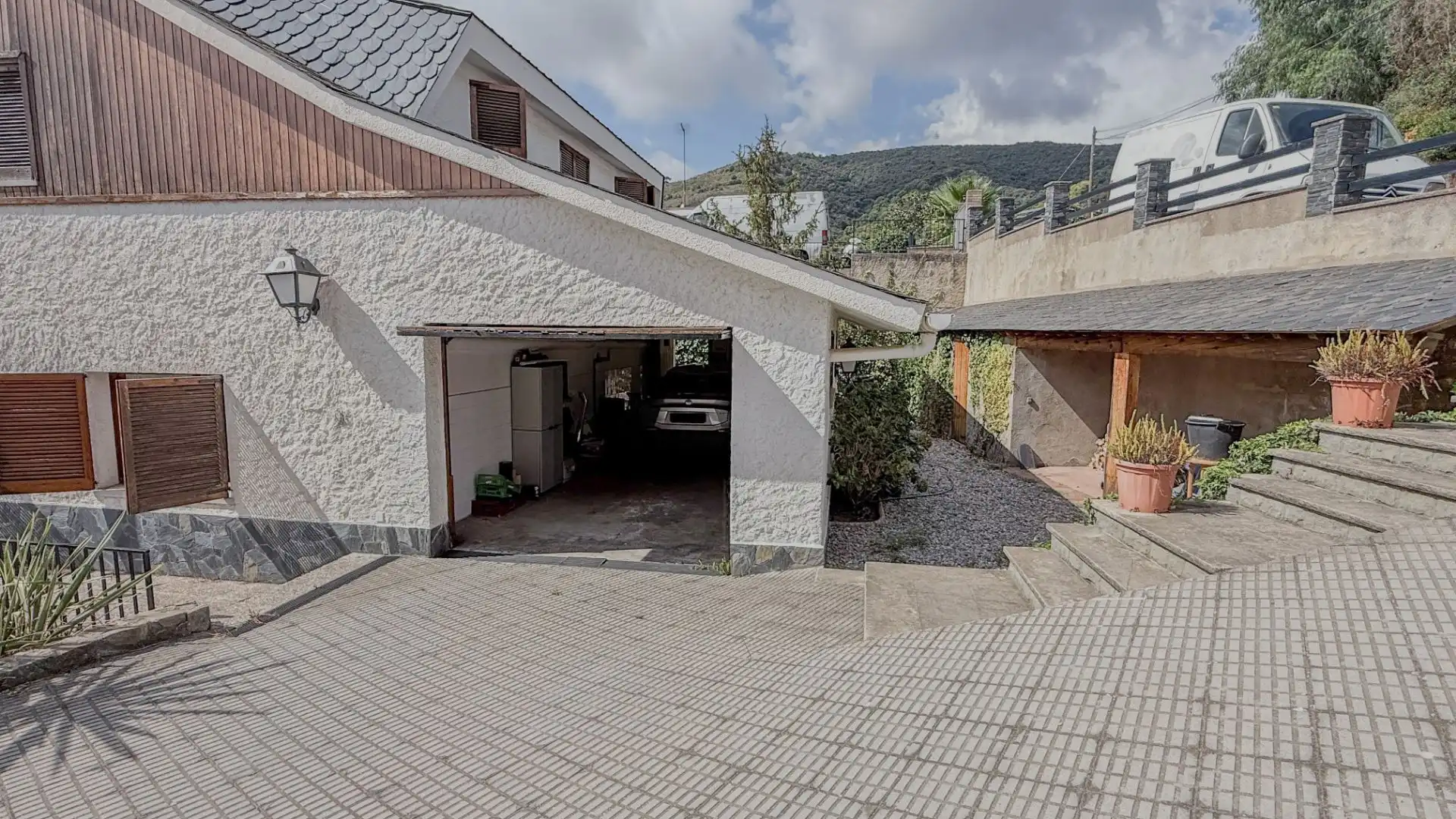 Parking of Houses for sale in Alella, Barcelona