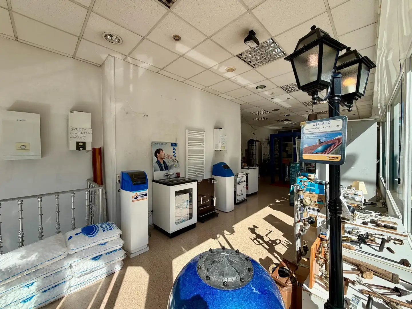 Local comercial en venda a Carrer CATALUNYA 44, imagen 4