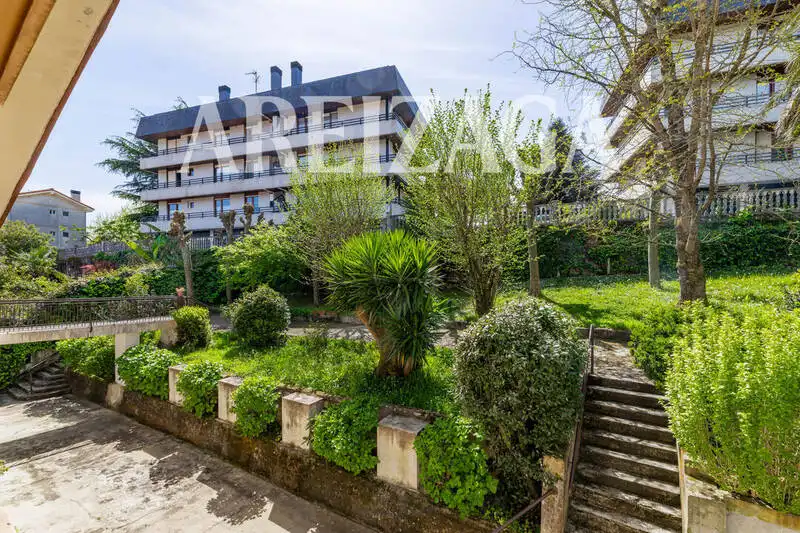 Jardín de Casa o chalet en venta en Donostia - San Sebastián  con Calefacción, Jardín privado y Terraza
